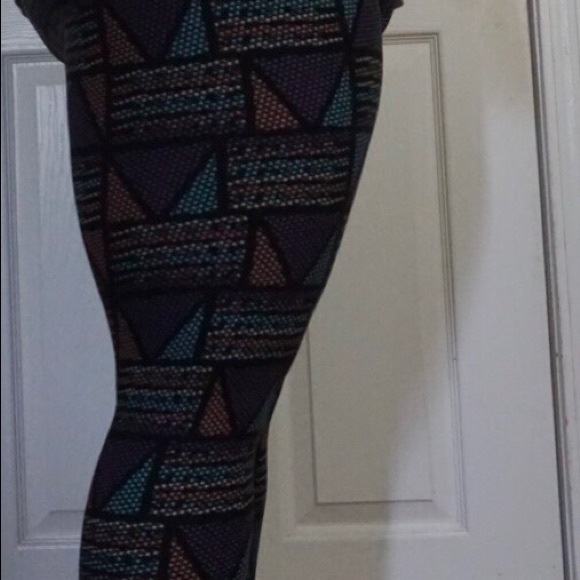 Will take offers! LulaRoe Leggings - Picture 2 of 2